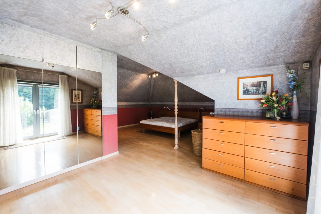 Immobilienangebot - Baelen - Alle - Exklusives Wohnen nahe Aachen – mit Gästehaus & parkähnlichem Grundstück