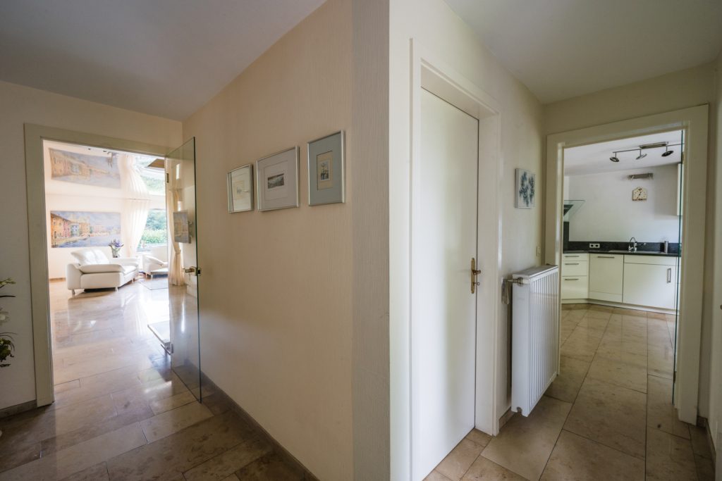Immobilienangebot - Aachen-Lichtenbusch - Alle - Exklusives Wohnen im Dreiländereck – mit Gästehaus & parkähnlichem Grundstück