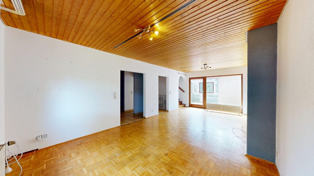 Immobilienangebot - Brühl - Alle - Wohnträume neu gestalten  -  Großer Garten  -  Ruhige Wohnlage