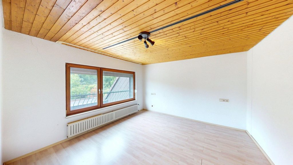 Immobilienangebot - Brühl - Alle - Wohnträume neu gestalten  -  Großer Garten  -  Ruhige Wohnlage