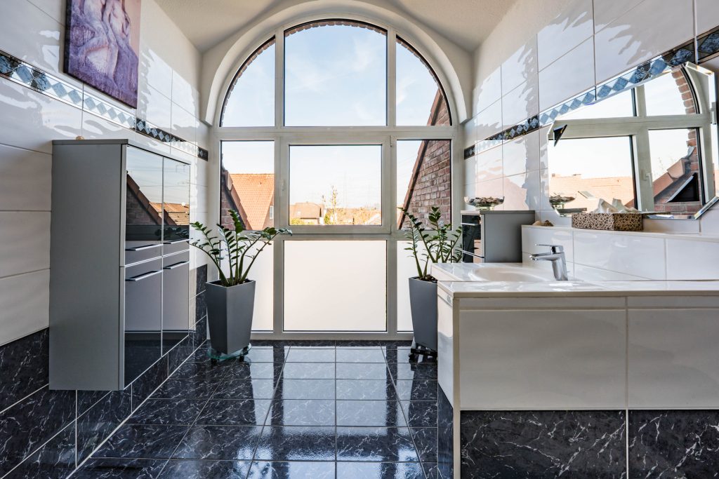 Immobilienangebot - Hürth - Alle - Maisonette mit Charakter  - 
Großzügiges Wohnen über zwei Ebenen