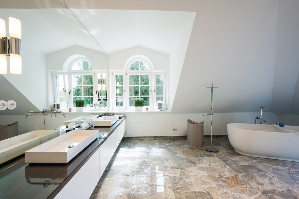 Immobilienangebot - Neukirchen-Vluyn - Alle - Zeitlose Eleganz  -  Britischer Landhausstil  -  Purer Luxus