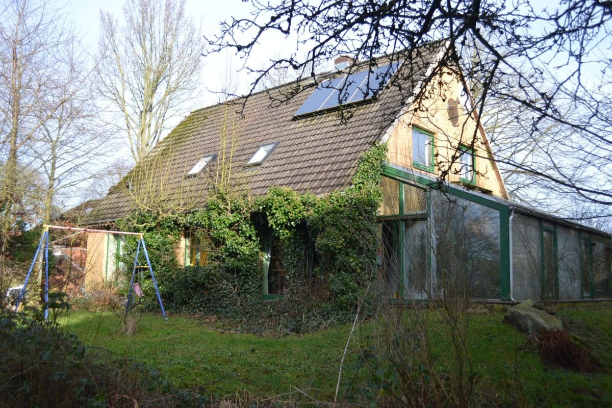 Immobilienangebot - Westensee / Brux - Alle - Täglich Ferien von der Stadt - geräumiges Ein-/Zweifamilienhaus in Brux/Westensee