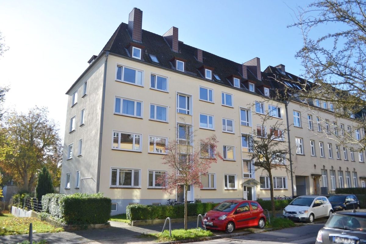 Immobilienangebot - Kiel - Alle - Gemütlich und sonnig unter'm Dach - schöne 3-Zimmer-ETW mit neuer Dachloggia Nh. Blücherplatz