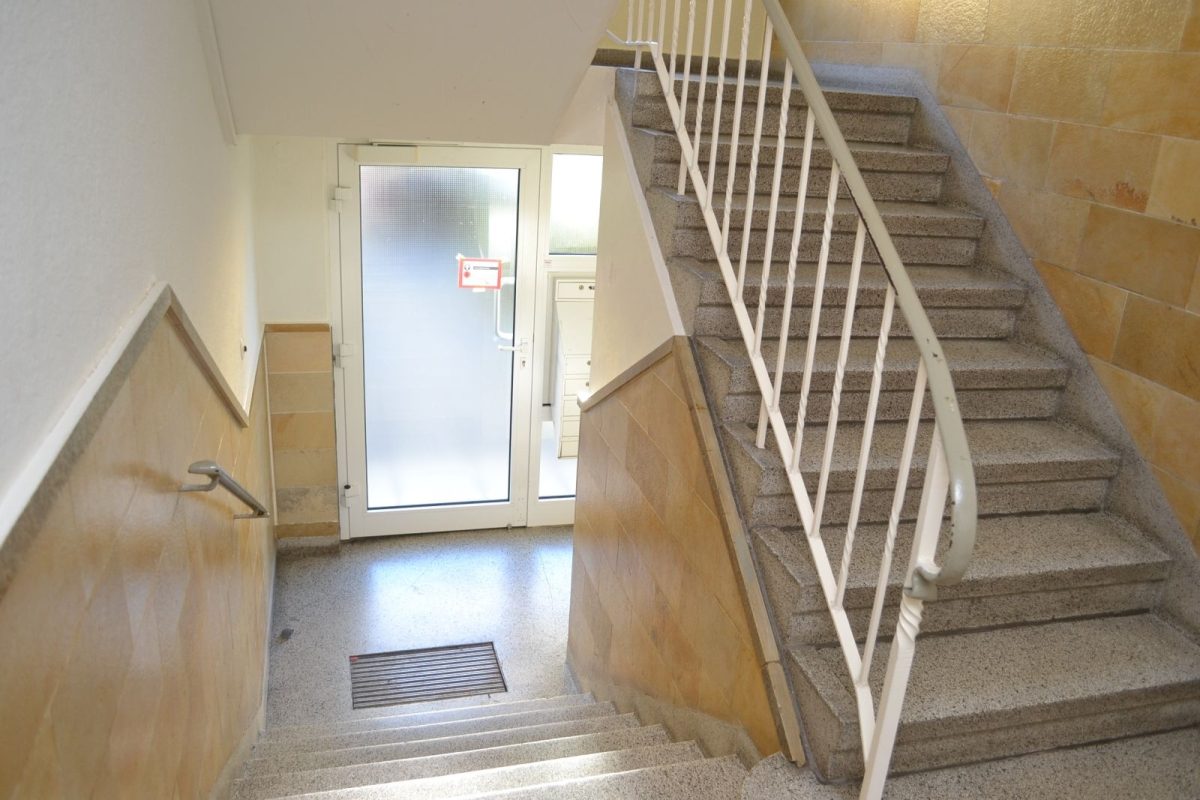 Immobilienangebot - Kiel - Alle - Gemütlich und sonnig unter'm Dach - schöne 3-Zimmer-ETW mit neuer Dachloggia Nh. Blücherplatz