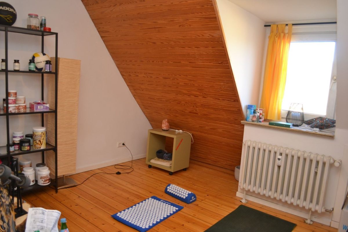 Immobilienangebot - Kiel - Alle - Gemütlich und sonnig unter'm Dach - schöne 3-Zimmer-ETW mit neuer Dachloggia Nh. Blücherplatz