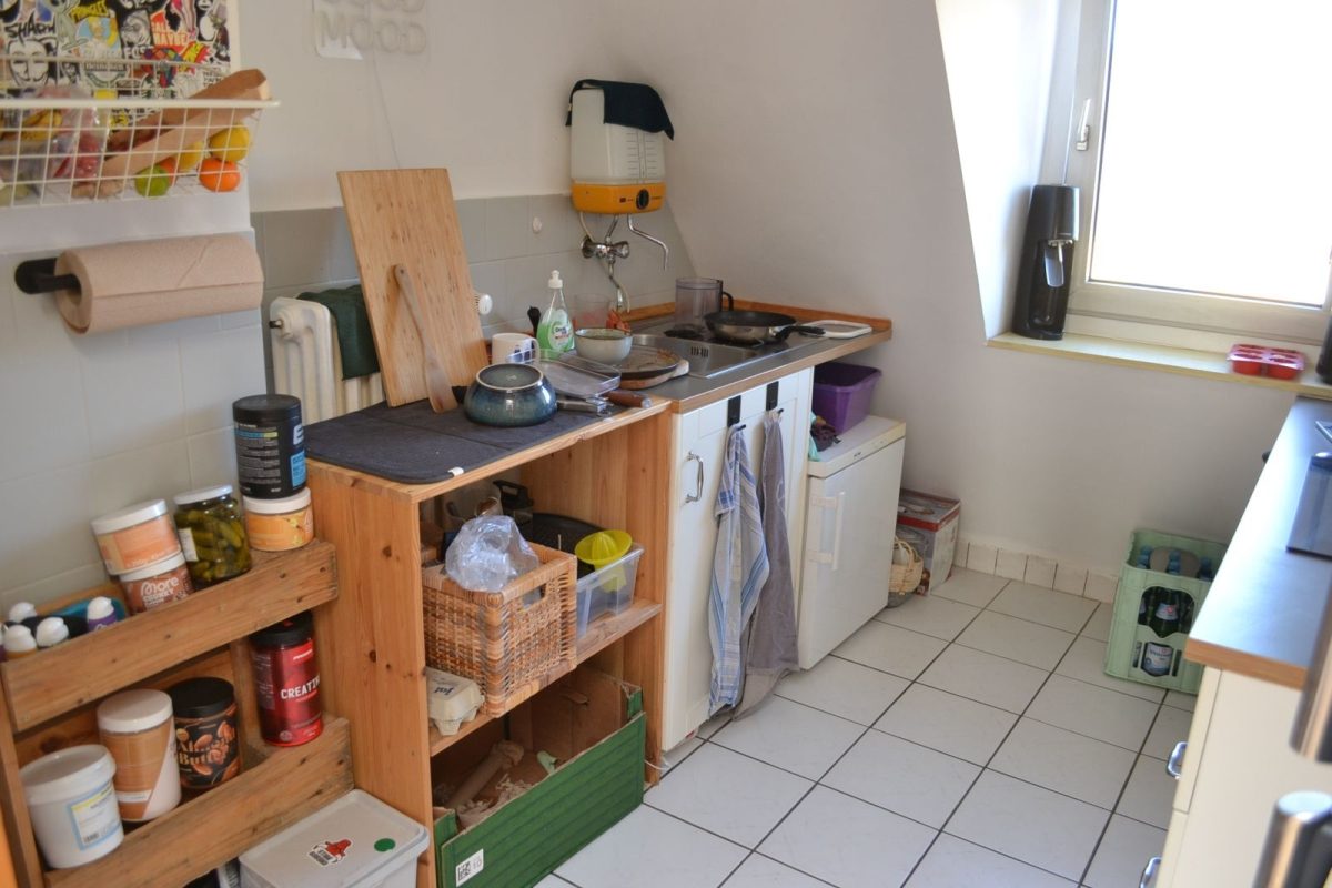 Immobilienangebot - Kiel - Alle - Gemütlich und sonnig unter'm Dach - schöne 3-Zimmer-ETW mit neuer Dachloggia Nh. Blücherplatz