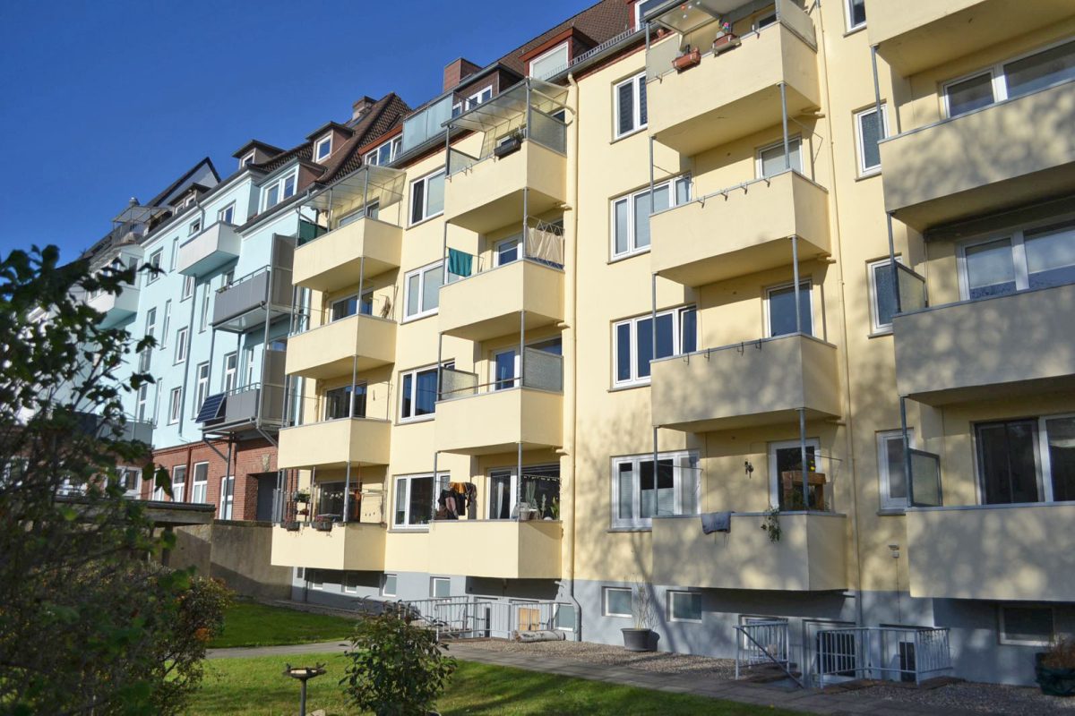 Immobilienangebot - Kiel - Alle - Gemütlich und sonnig unter'm Dach - schöne 3-Zimmer-ETW mit neuer Dachloggia Nh. Blücherplatz