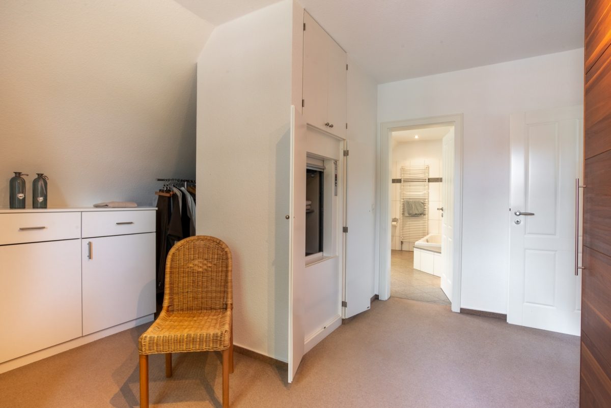 Immobilienangebot - Kiel - Alle - Wohnjuwel in exponierter Randlage von Kronshagen