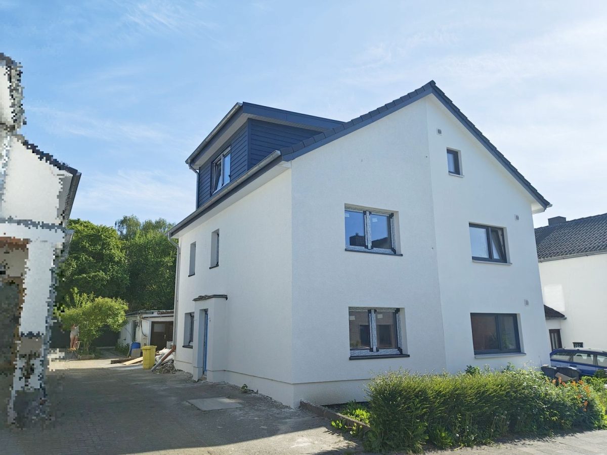 Immobilienangebot - Kiel - Alle - Doppelhaushälfte mit Potential in Kiel-Dietrichsdorf