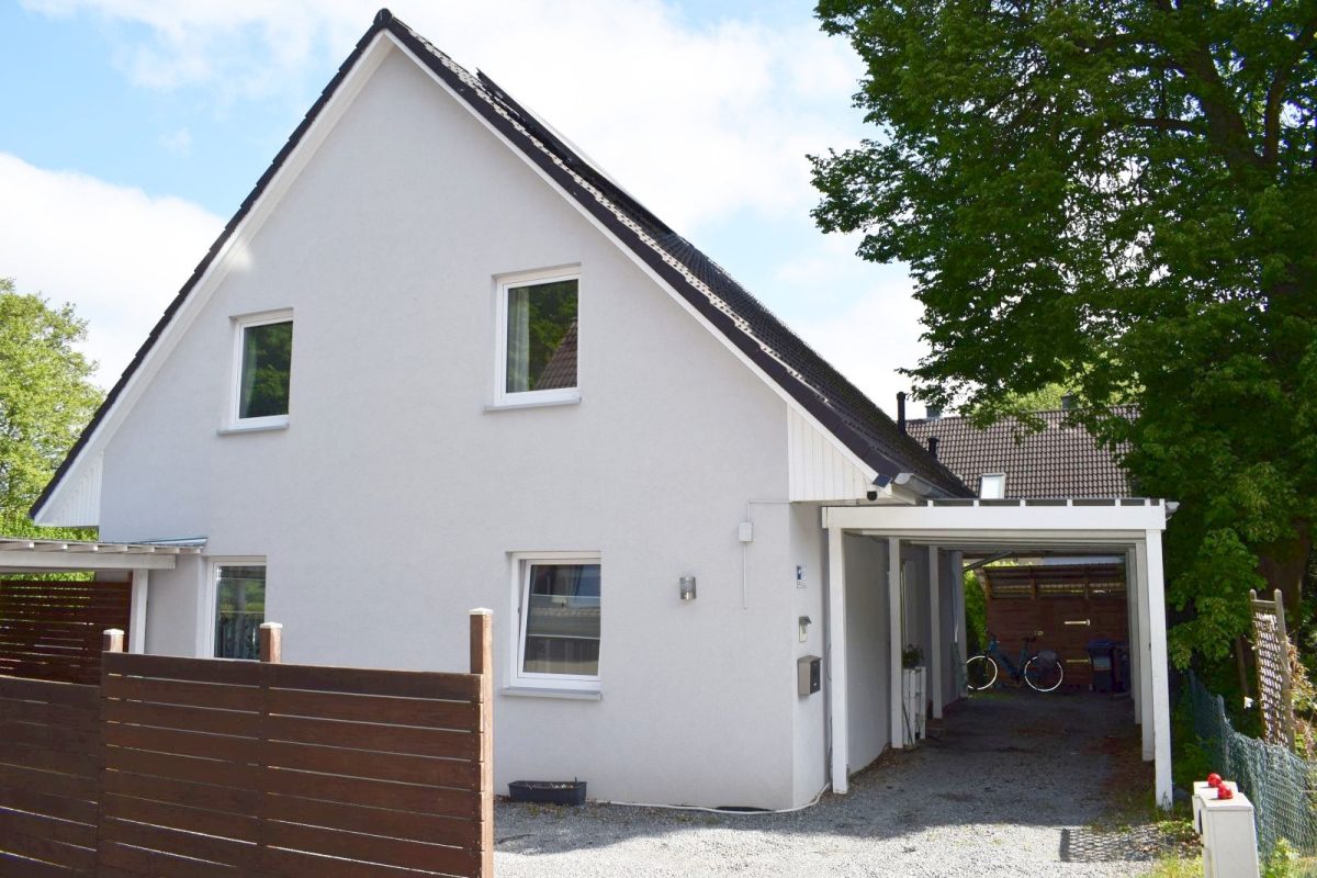 Immobilienangebot - Kiel - Alle - Exzellentes KFW55-Effizienzhaus in sonniger Waldrandlage von Dietrichsdorf