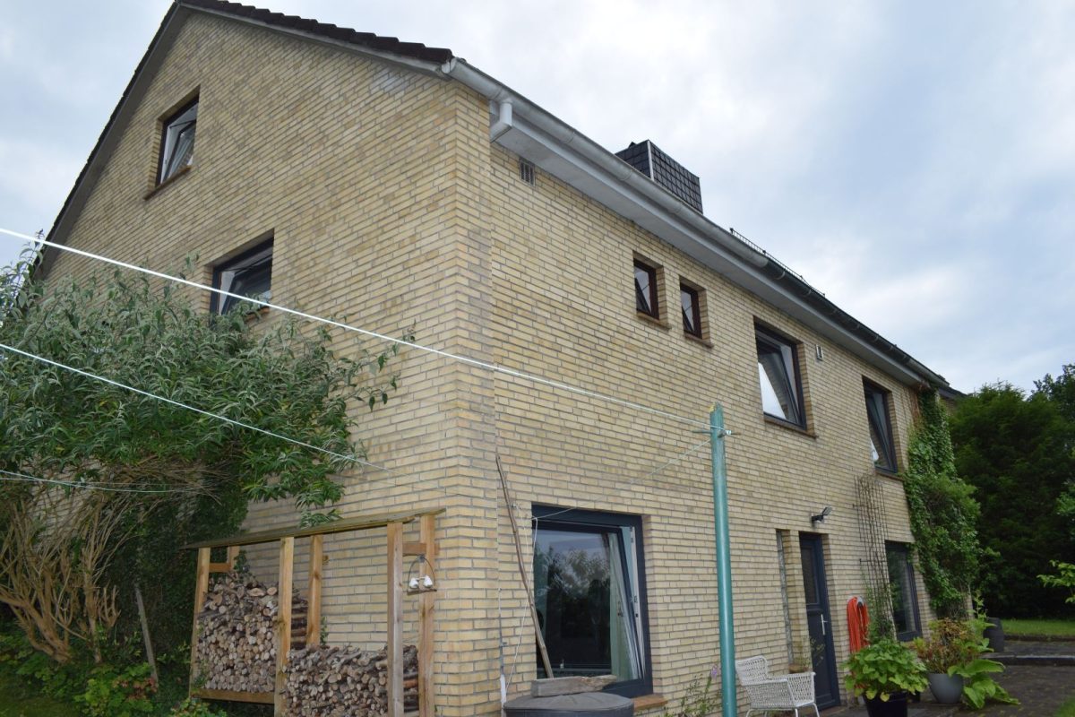 Immobilienangebot - Kiel / Kronsburg - Alle - Mehr Raum für deine Träume.
Solides Einfamilienhaus mit  traumhaften Weitblick in ruhiger Lage