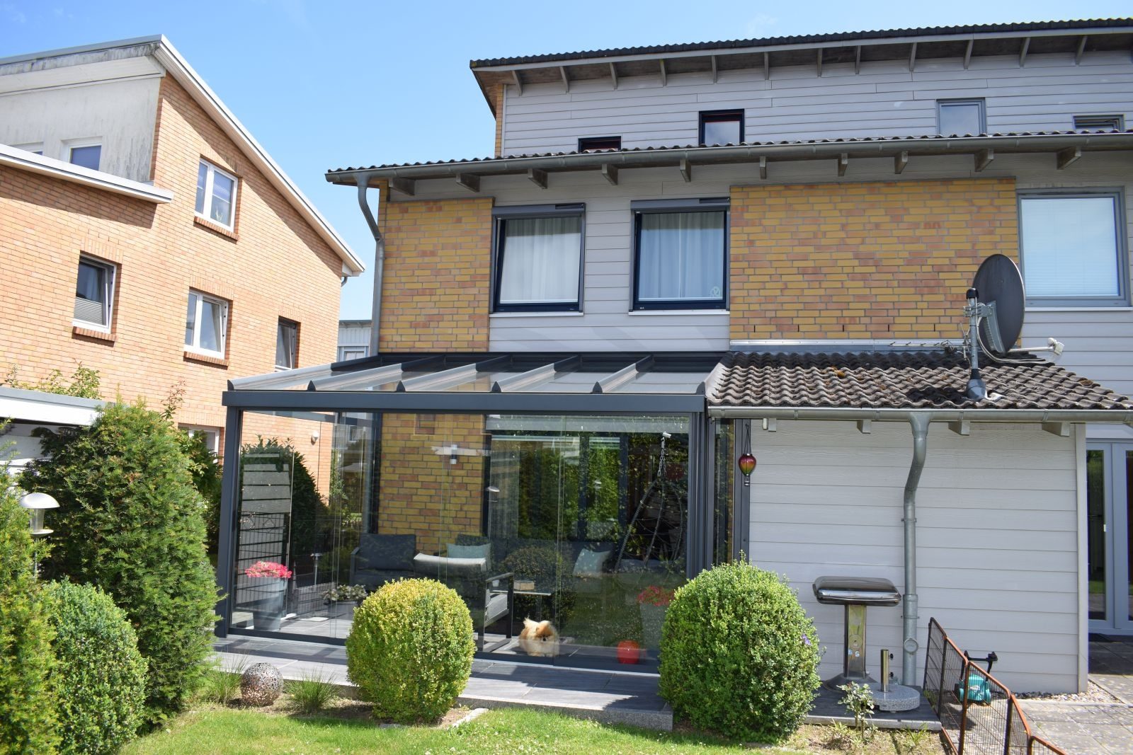 Immobilienangebot - Kiel / Neumeimersdorf - Alle - Nur noch einziehen und wohlfühlen.
Raumwunder in Neumeimersdorf im exzellenten Zustand