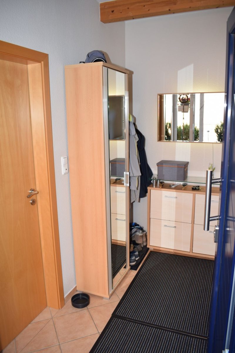 Immobilienangebot - Kiel / Neumeimersdorf - Alle - Nur noch einziehen und wohlfühlen.
Raumwunder in Neumeimersdorf im exzellenten Zustand