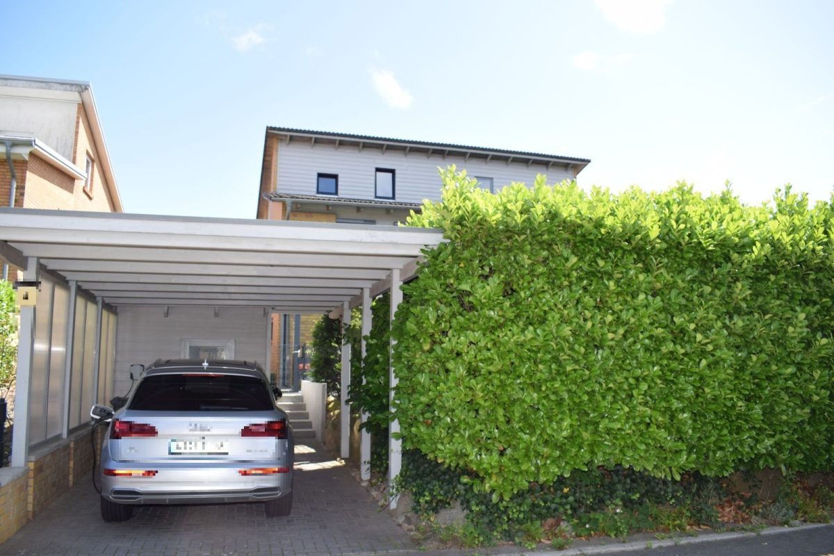 Immobilienangebot - Kiel / Neumeimersdorf - Alle - Nur noch einziehen und wohlfühlen.
Raumwunder in Neumeimersdorf im exzellenten Zustand