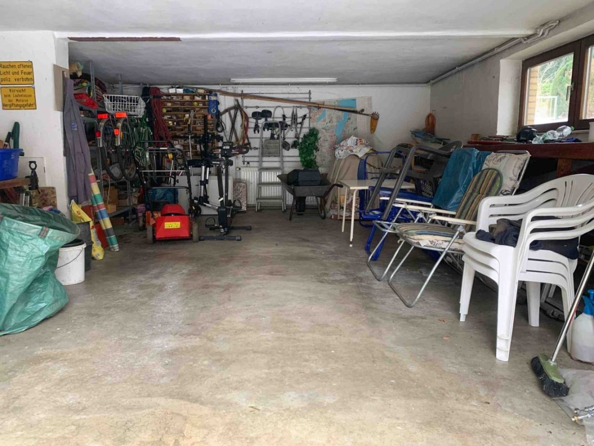 Immobilienangebot - Kiel / Hammer - Alle - Doppelhaushälfte mit Vollkeller und Garage in Kiel-Hammer