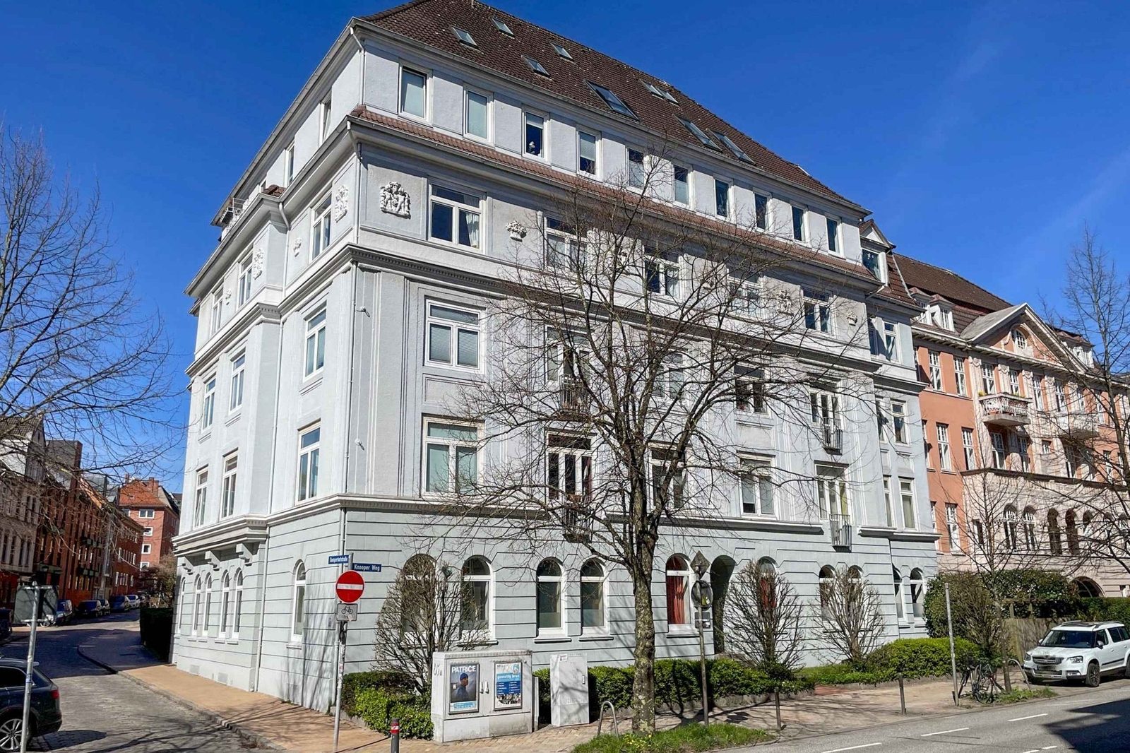 Immobilienangebot - Kiel / Exerzierplatz - Alle - Wohnen mit Stil und Raum – Altbau-Traum im Knooper Weg