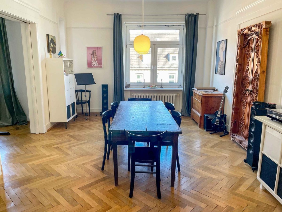 Immobilienangebot - Kiel / Exerzierplatz - Alle - Wohnen mit Stil und Raum – Altbau-Traum im Knooper Weg