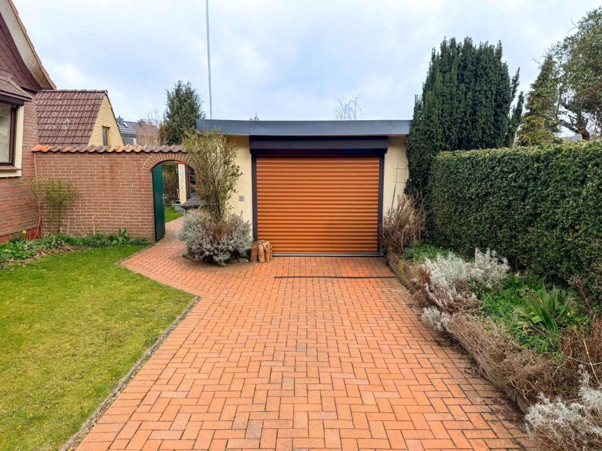 Immobilienangebot - Kronshagen - Alle - Doppelhaushälfte mit Vollkeller und Garage in Kronshagen