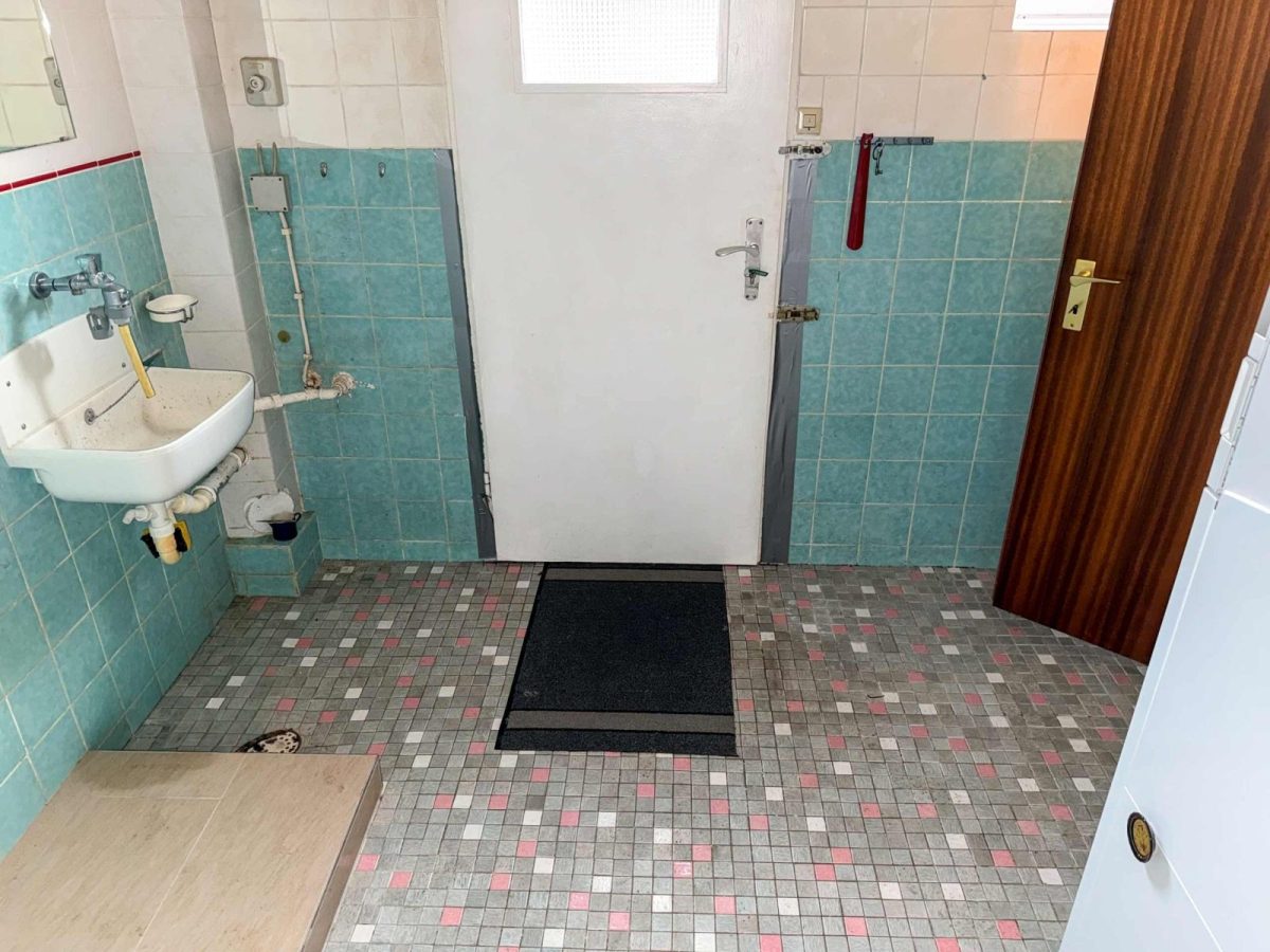 Immobilienangebot - Kronshagen - Alle - Doppelhaushälfte mit Vollkeller und Garage in Kronshagen