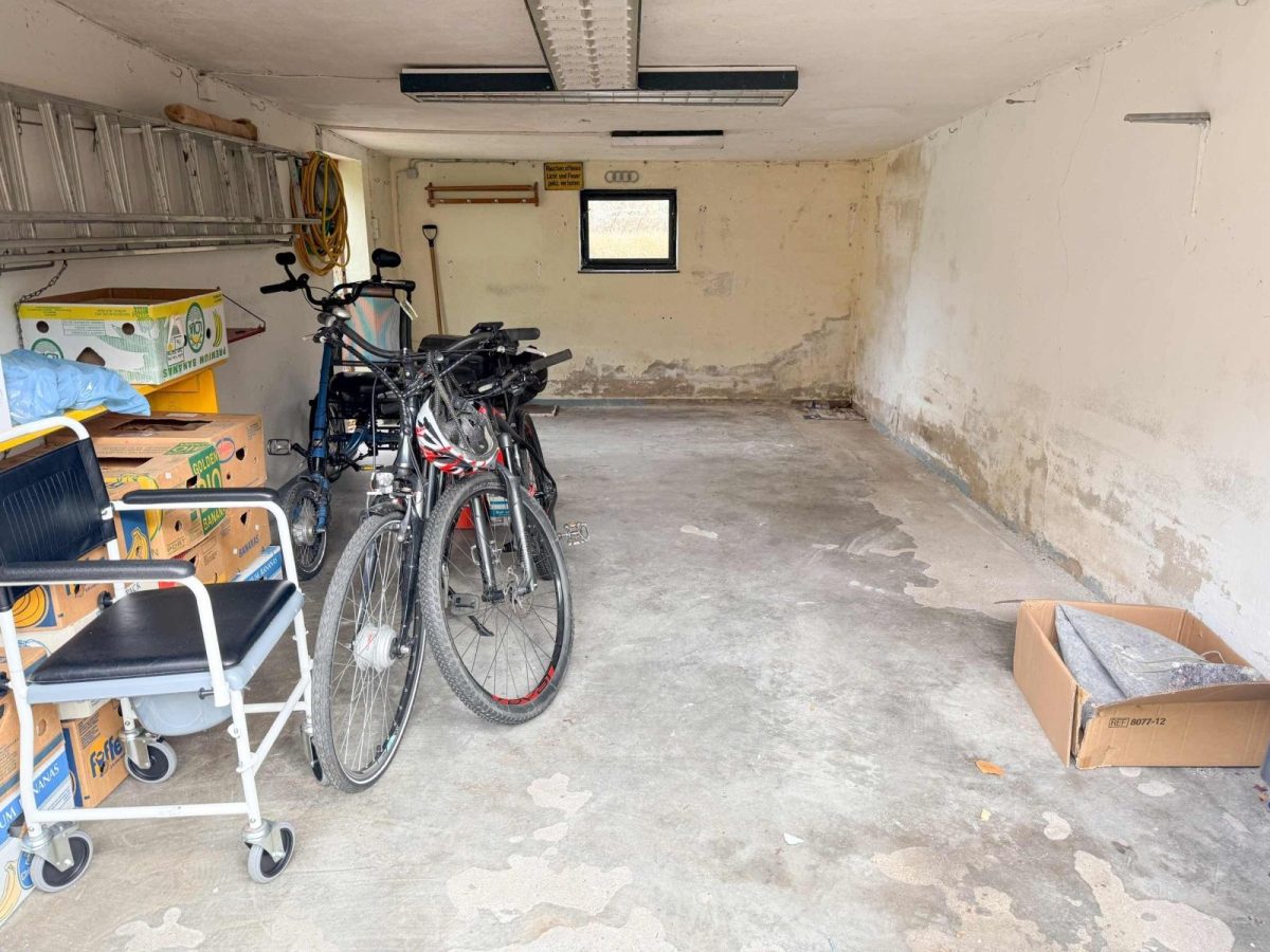 Immobilienangebot - Kronshagen - Alle - Doppelhaushälfte mit Vollkeller und Garage in Kronshagen