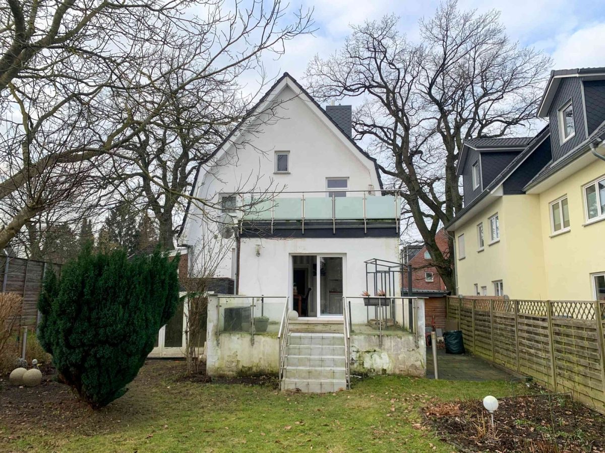 Immobilienangebot - Kronshagen - Alle - Stattlicher Altbau in zentraler Lage der Gemeinde Kronshagen