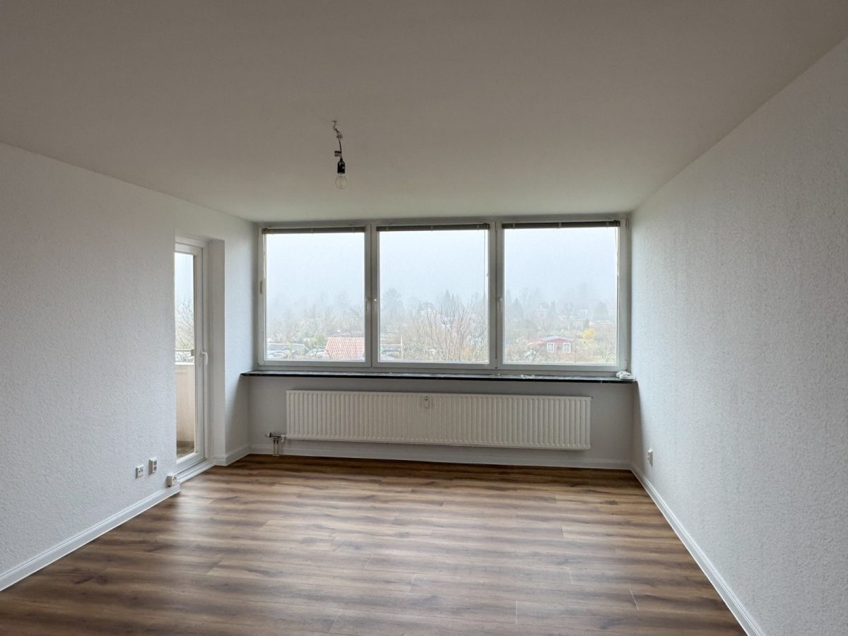 Immobilienangebot - Rendsburg - Alle - Zum Einzug bereit - 3 Zimmer ETW mit Balkon,  Aufzug und 2 Stellplätzen