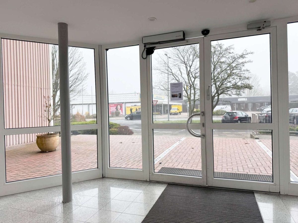 Immobilienangebot - Rendsburg - Alle - Zum Einzug bereit - 3 Zimmer ETW mit Balkon,  Aufzug und 2 Stellplätzen
