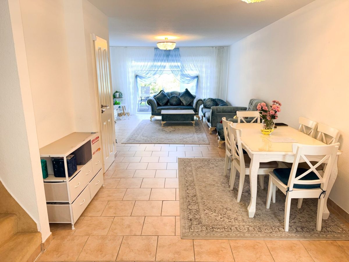 Immobilienangebot - Kiel / Neumeimersdorf - Alle - Stadthaus mit Dachterrasse in Kiel-Meimersdorf