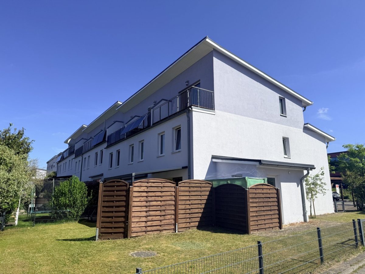 Immobilienangebot - Kiel / Meimersdorf - Alle - Stadthaus zur Kapitalanlage oder späteren Selbstnutzung in Kiel-Meimersdorf