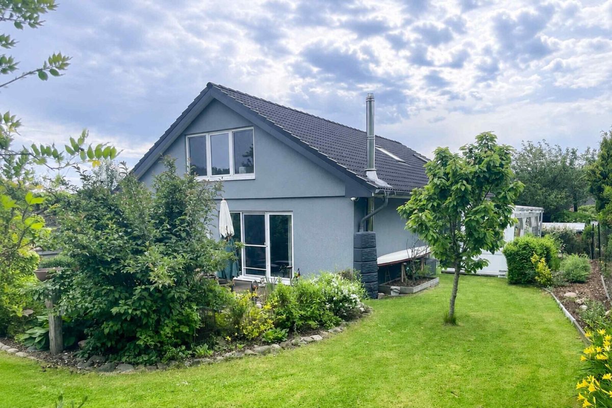 Immobilienangebot - Dobersdorf / Tökendorf - Alle - Einziehen- Ankommen-Wohlfühlen
Einfamilienhaus in Tökendorf