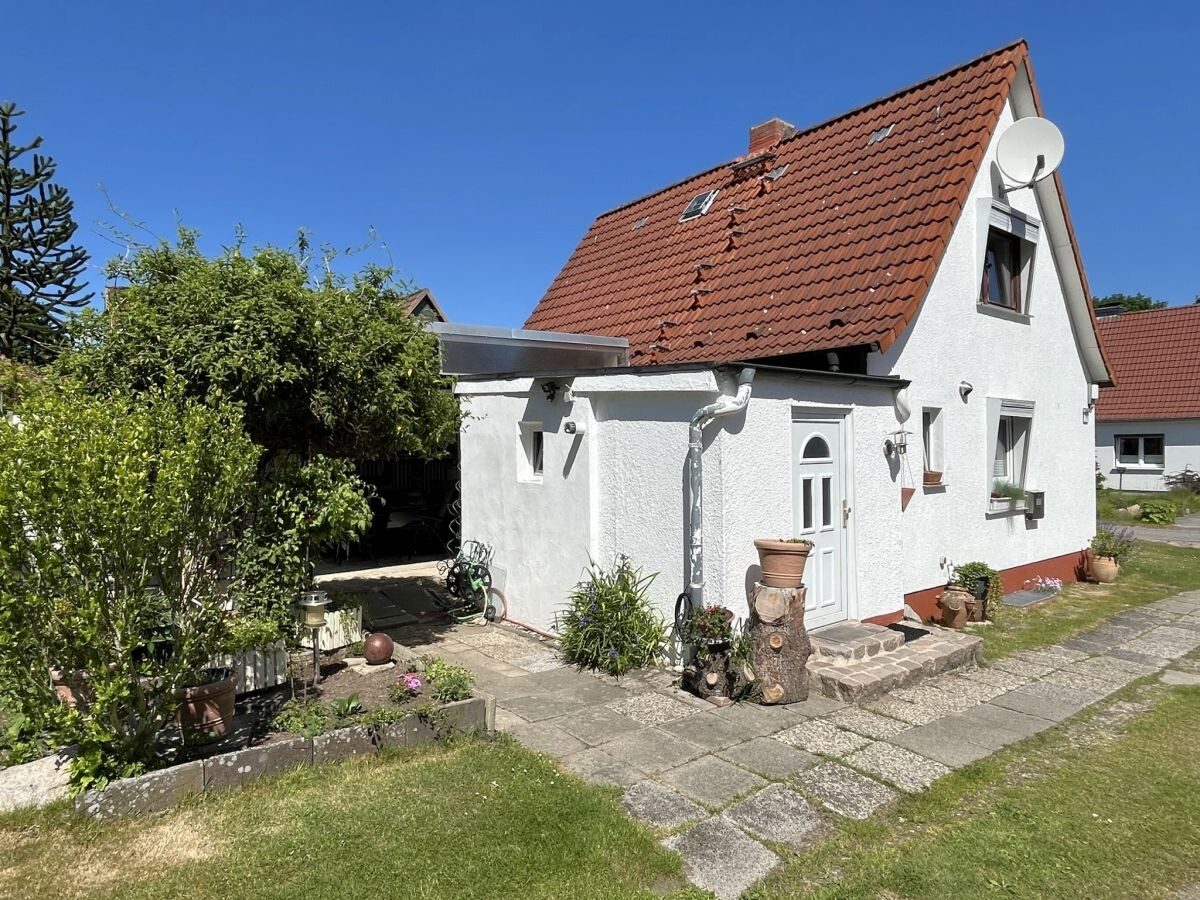 Immobilienangebot - Quarnbek / Flemhude - Alle - Täglich Ferien von der Stadt – kleines EFH mit großem Garten in Flemhude