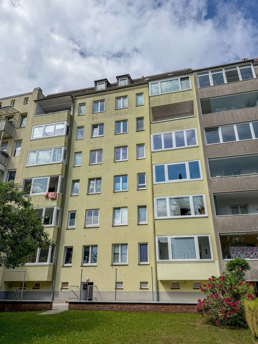 Immobilienangebot - Kiel / Wik - Alle - Heute schon an morgen denken.
Solide Kapitalanlage mit Fahrstuhl in zentraler Lage