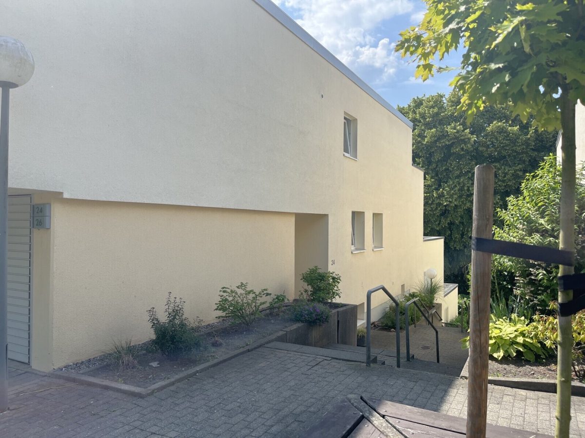 Immobilienangebot - Kiel - Alle - Schon im 1. OG ganz oben - aussichtsreiche 3-Zimmer-ETW mit Dachterrasse und Garage in Elmschenhagen