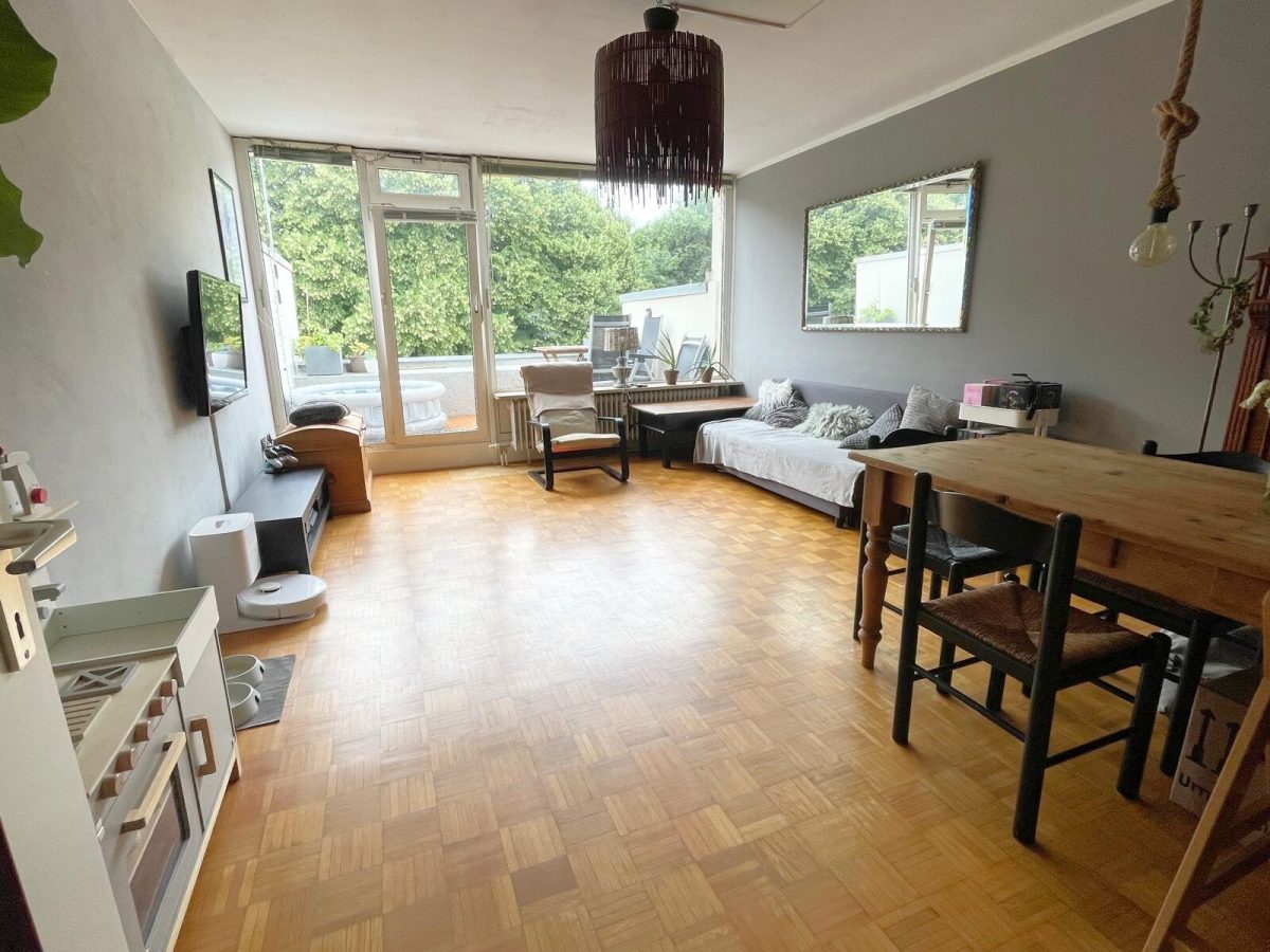 Immobilienangebot - Kiel - Alle - Schon im 1. OG ganz oben - aussichtsreiche 3-Zimmer-ETW mit Dachterrasse und Garage in Elmschenhagen