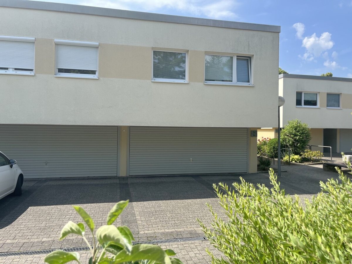Immobilienangebot - Kiel - Alle - Schon im 1. OG ganz oben - aussichtsreiche 3-Zimmer-ETW mit Dachterrasse und Garage in Elmschenhagen