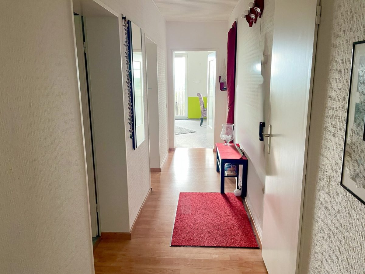 Immobilienangebot - Raisdorf - Alle - 3-Zimmer-Wohnung mit Balkon und Aufzug in Schwentinental