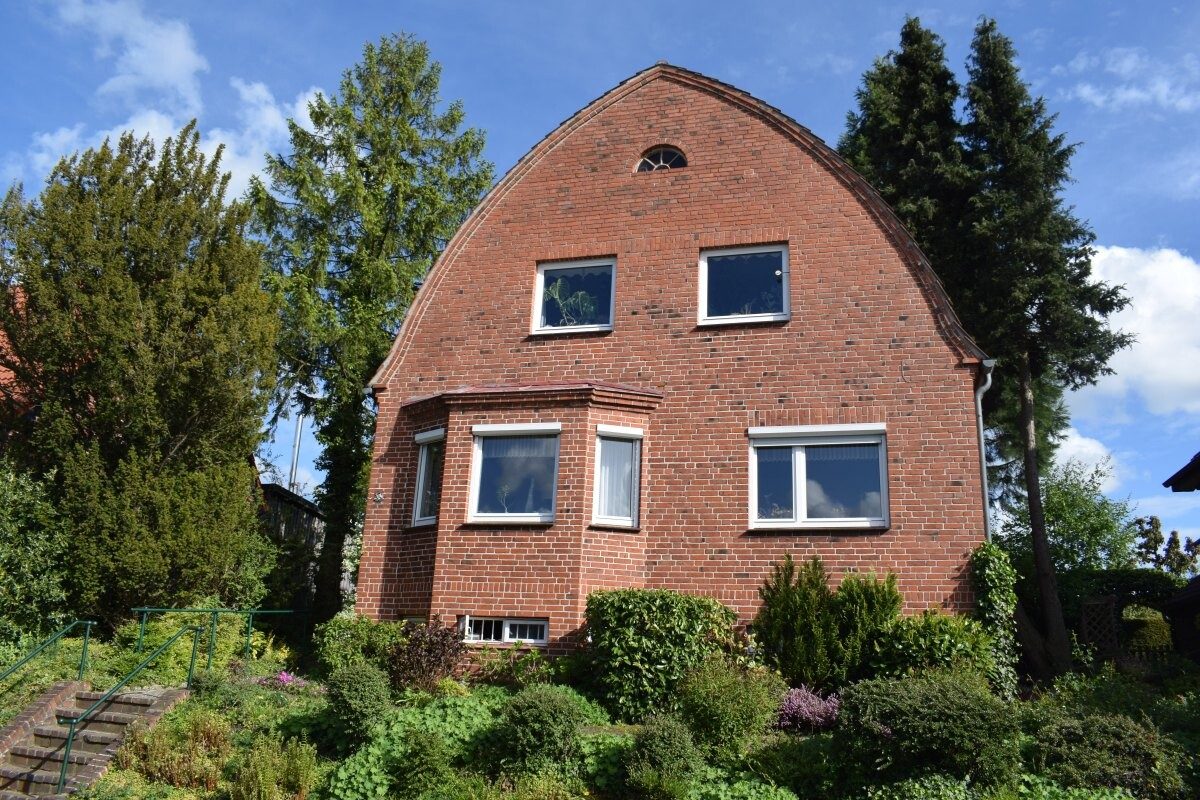 Immobilienangebot - Kiel - Alle - Charmantes Einfamilienhaus in
    Hassee - Saarviertel