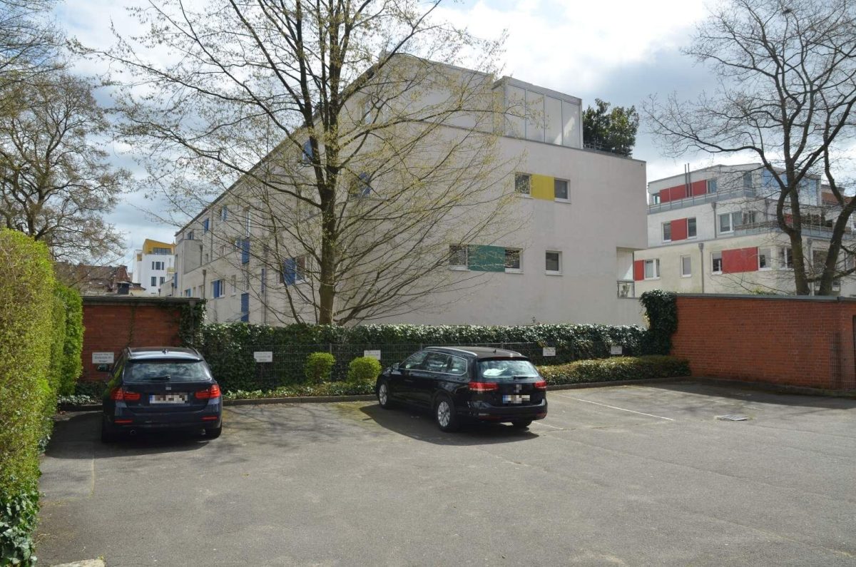 Immobilienangebot - Kiel - Alle - Fertig zum Erstbezug - aufwendig modernisierte 3-Zimmer-ETW mit optionalem PKW-Stellplatz in Uninähe