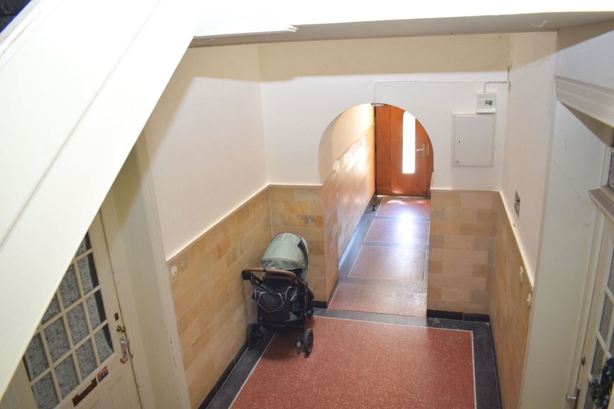 Immobilienangebot - Kiel - Alle - Vermietete charmante 3,5 Zimmer-Altbauwohnung in
             Kiel-Blücherplatz