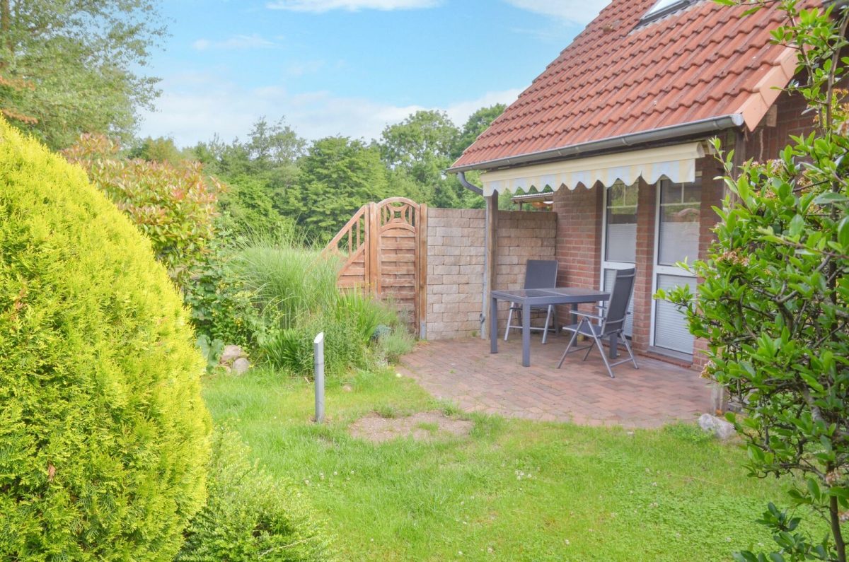 Immobilienangebot - Schönkirchen - Alle - Ein Zuhause zum Verlieben – hausähnliche Maisonette-ETW mit Sonnengarten und Carport