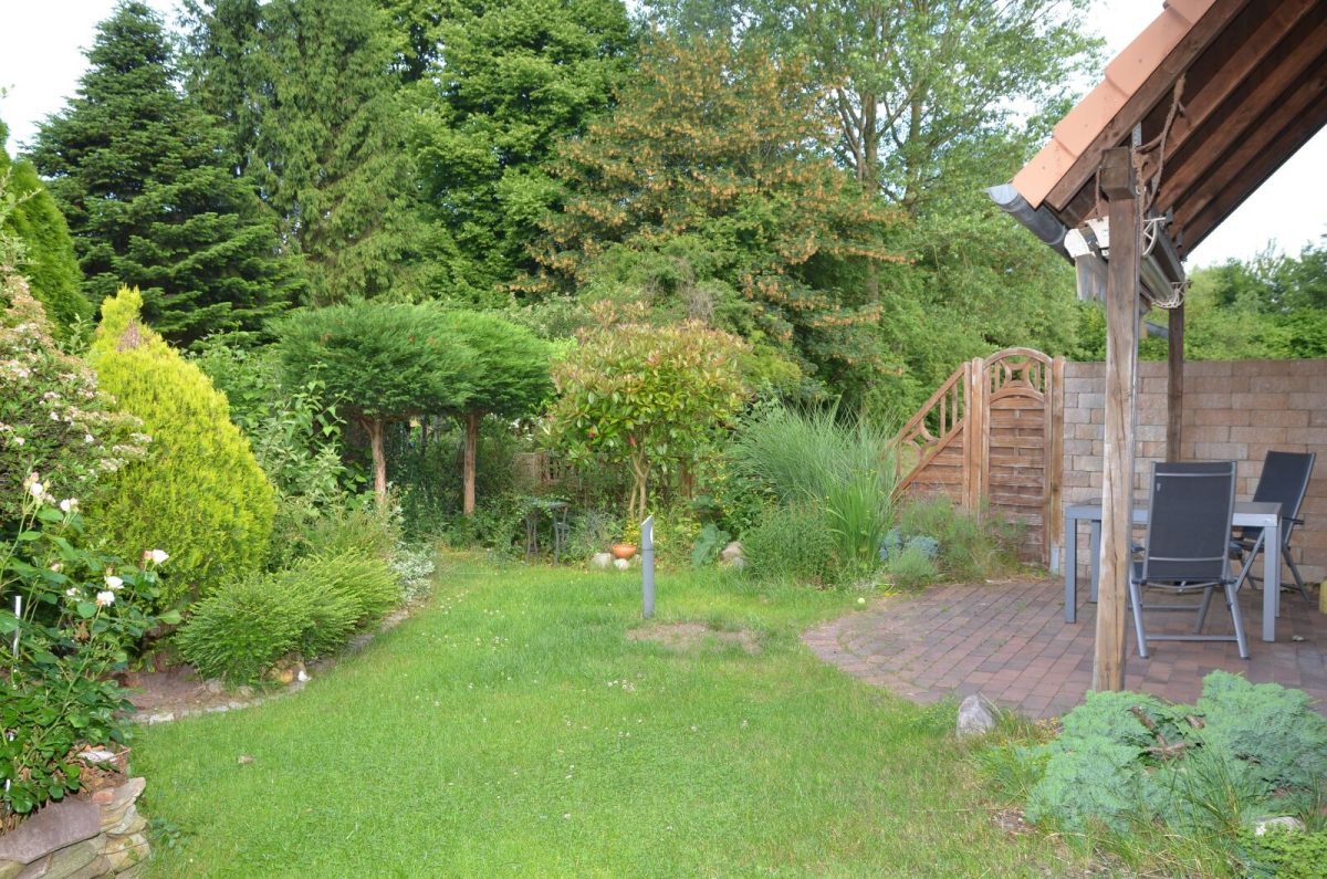 Immobilienangebot - Schönkirchen - Alle - Ein Zuhause zum Verlieben – hausähnliche Maisonette-ETW mit Sonnengarten und Carport