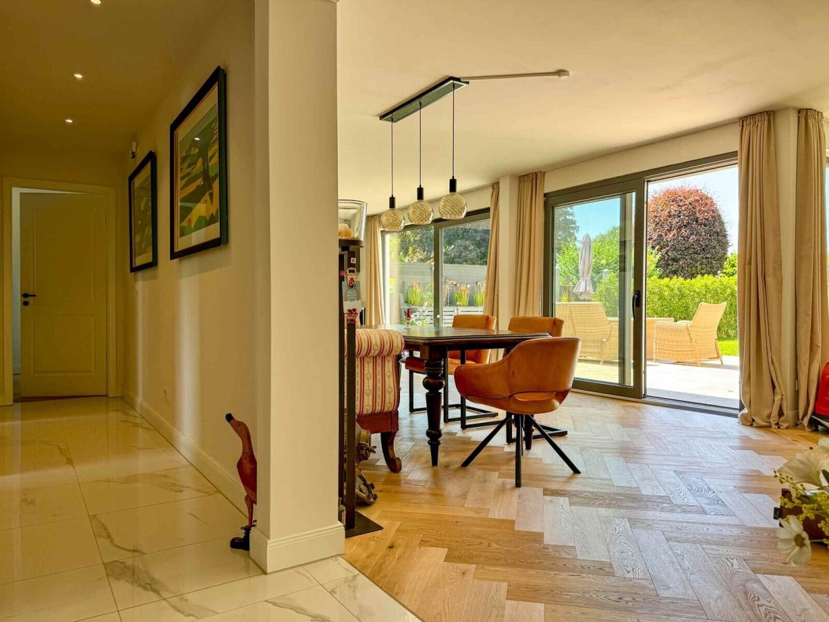 Immobilienangebot - Gettorf - Alle - Wohnen auf höchstem Niveau – moderner Bungalow mit Feldblick