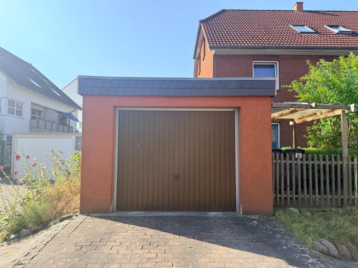 Immobilienangebot - Schönberg - Alle - Wohnanlage mit 10 Wohnungen, 6 Garagen und 10 PKW-Stellplätzen in Schönberg