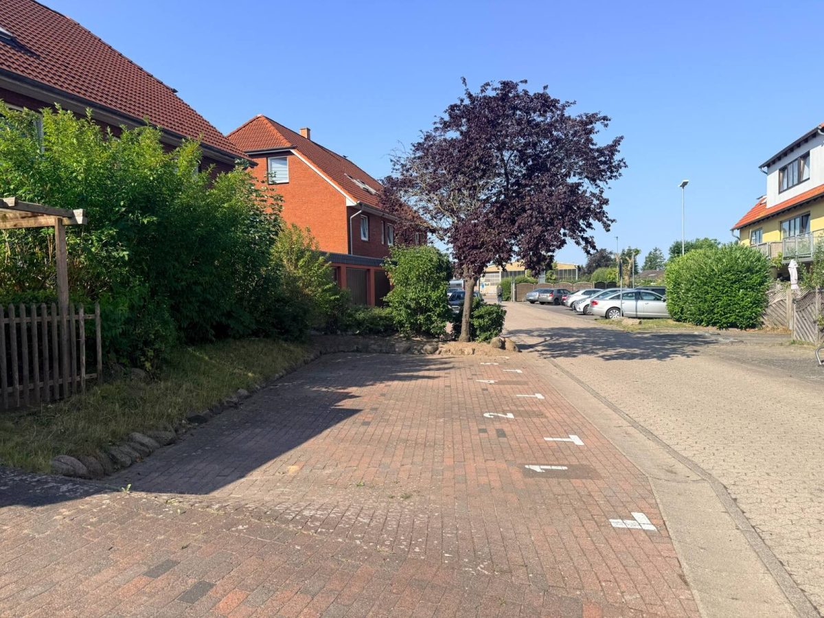 Immobilienangebot - Schönberg - Alle - Wohnanlage mit 10 Wohnungen, 6 Garagen und 10 PKW-Stellplätzen in Schönberg