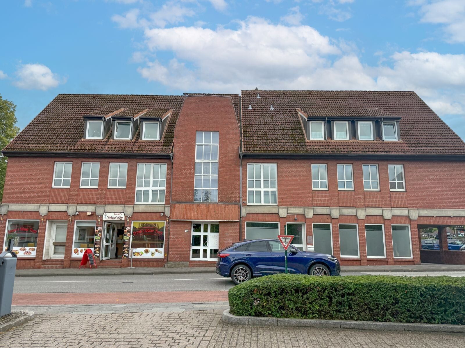 Immobilienangebot - Preetz - Alle - Zentral investieren in Preetz – Wohn- und Geschäftshaus nahe dem Marktplatz