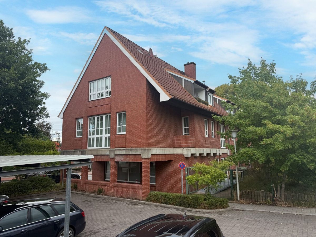 Immobilienangebot - Preetz - Alle - Zentral investieren in Preetz – Wohn- und Geschäftshaus nahe dem Marktplatz