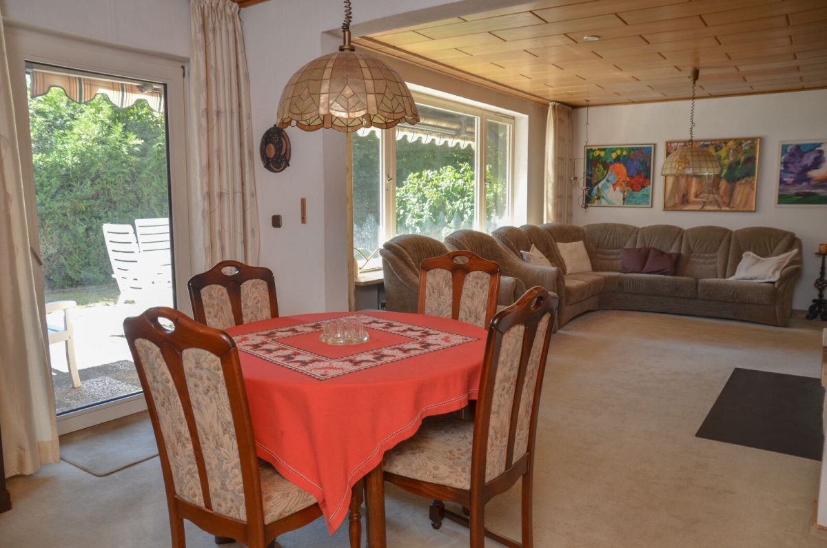 Immobilienangebot - Molfsee - Alle - Molfsee zum Verlieben – elegantes Haus mit großem Garten