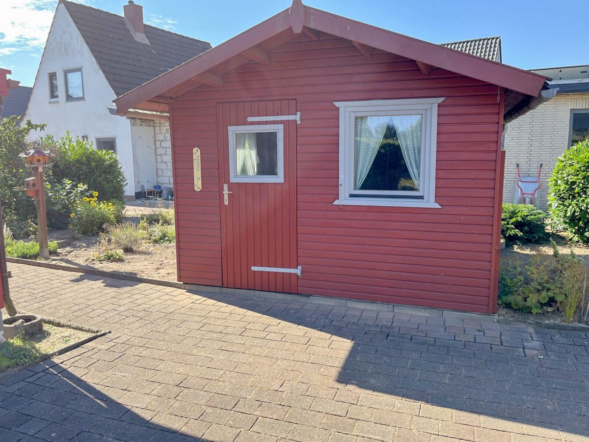 Immobilienangebot - Wasbek - Alle - Aus 1. Hand - gepflegter Walmdachbungalow im schönen Wasbek