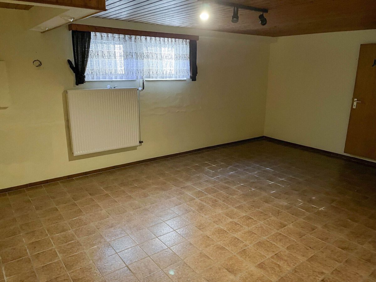 Immobilienangebot - Wasbek - Alle - Aus 1. Hand - gepflegter Walmdachbungalow im schönen Wasbek